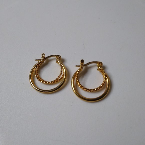 Vintage Metal Small Hoop Earrings - Picture 1 of 12